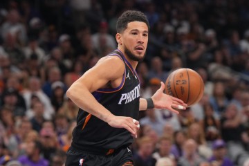 开云APP-尽力了！布克16中8空砍34分3板7助1断 罚球19中16