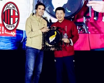 开云体育下载-从张雪峰猝然离世，看足球的“隐形杀手”，我们还能安心踢球吗？